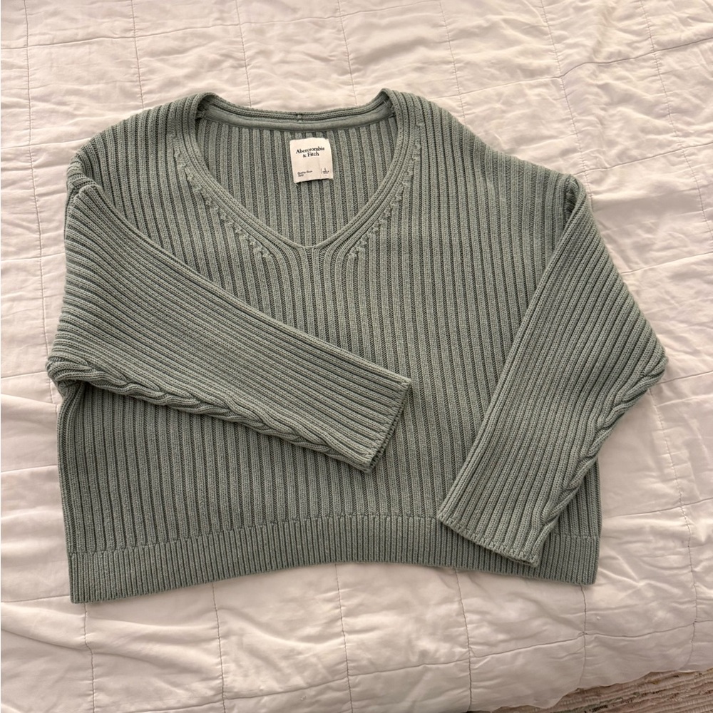 Abercrombie sweater